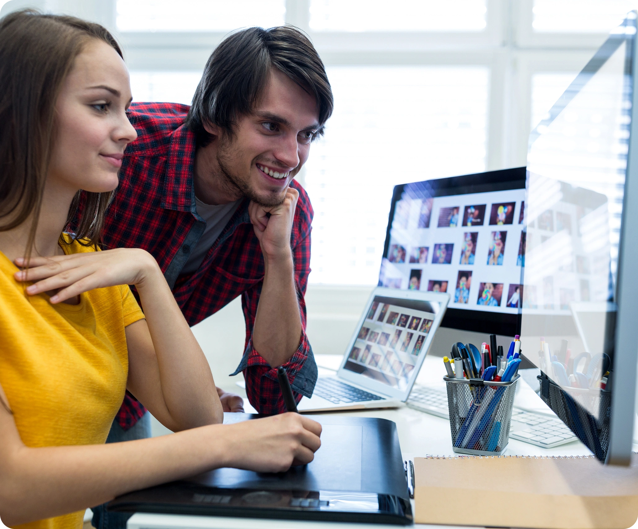 Image of responsive website design solutions for modern businesses by Best Website Company in Kerala, authored by F5 Decoders & featured by https://f5decoders.com